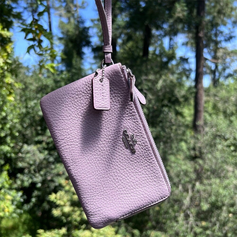 COACH Purple Lavender Pebbled Leather Wristlet Wallet Double Zip Silver Hardware